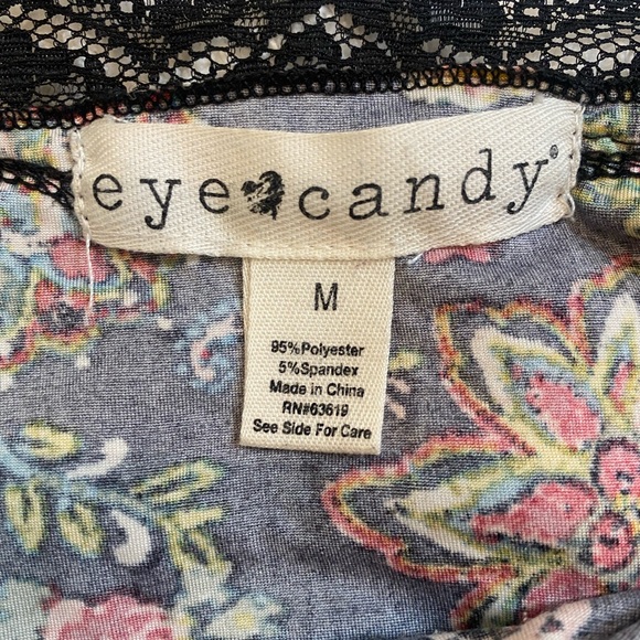 Floral Print with Lace Trim Tank - Picture 3 of 5